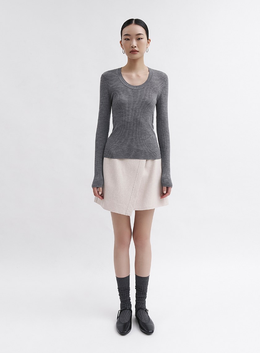 可機洗羊毛圓領針織衫