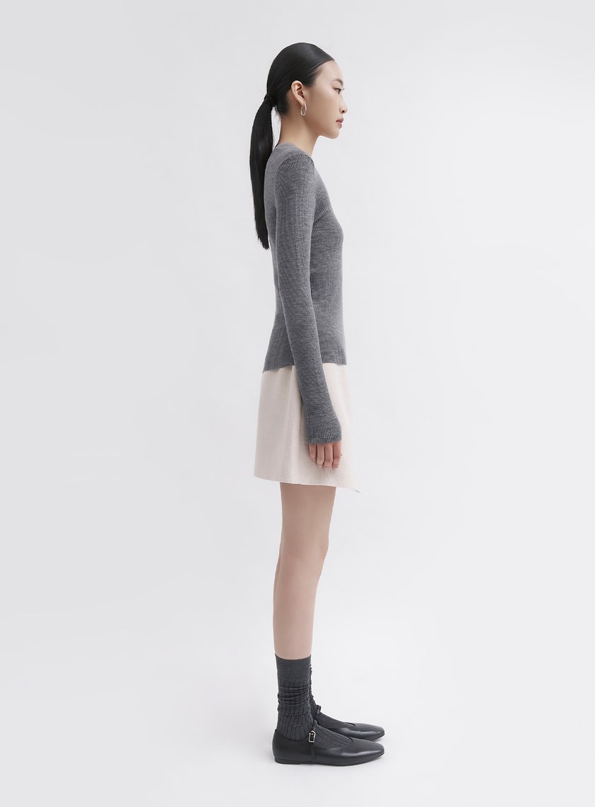 可機洗羊毛圓領針織衫