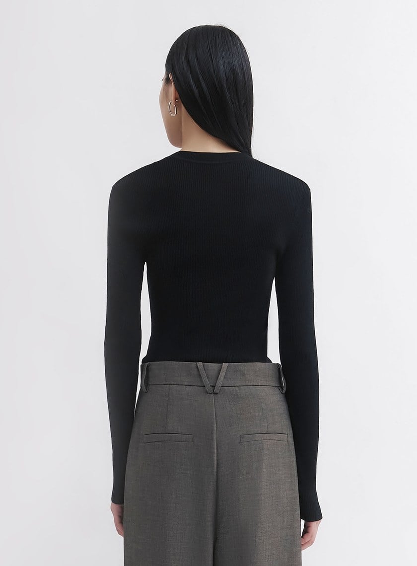 可機洗羊毛圓領針織衫