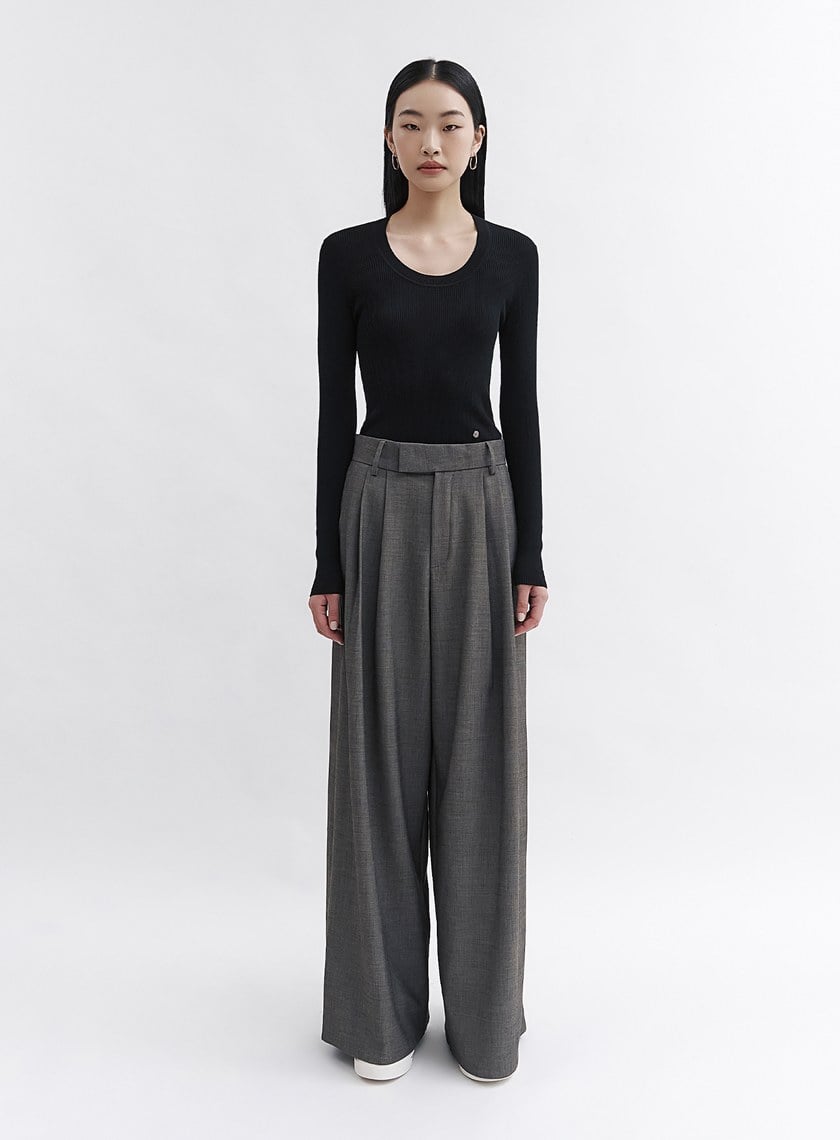 可機洗羊毛圓領針織衫