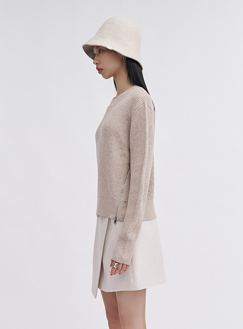 舒適圓領側拉鍊羊毛上衣