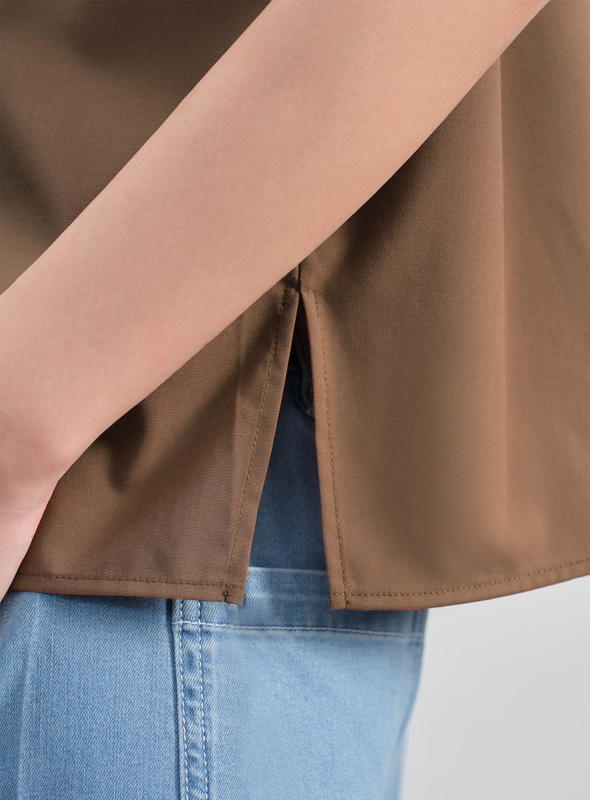 不對稱領口抗皺涼感上衣