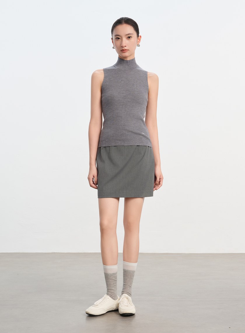 俐落直筒西裝短裙