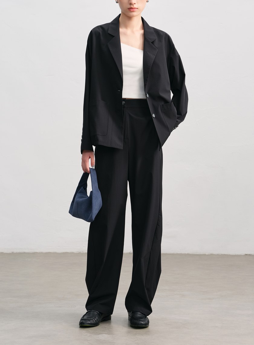 輕盈抗皺休閒長褲