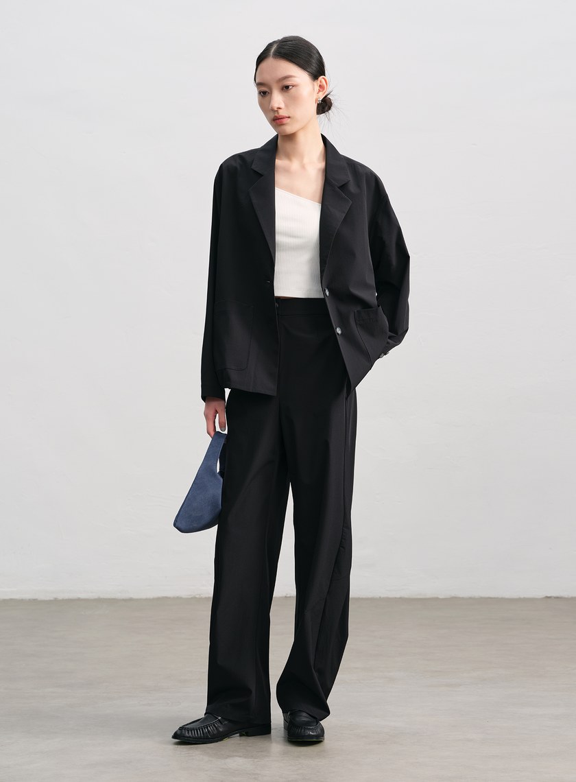 輕盈抗皺休閒長褲