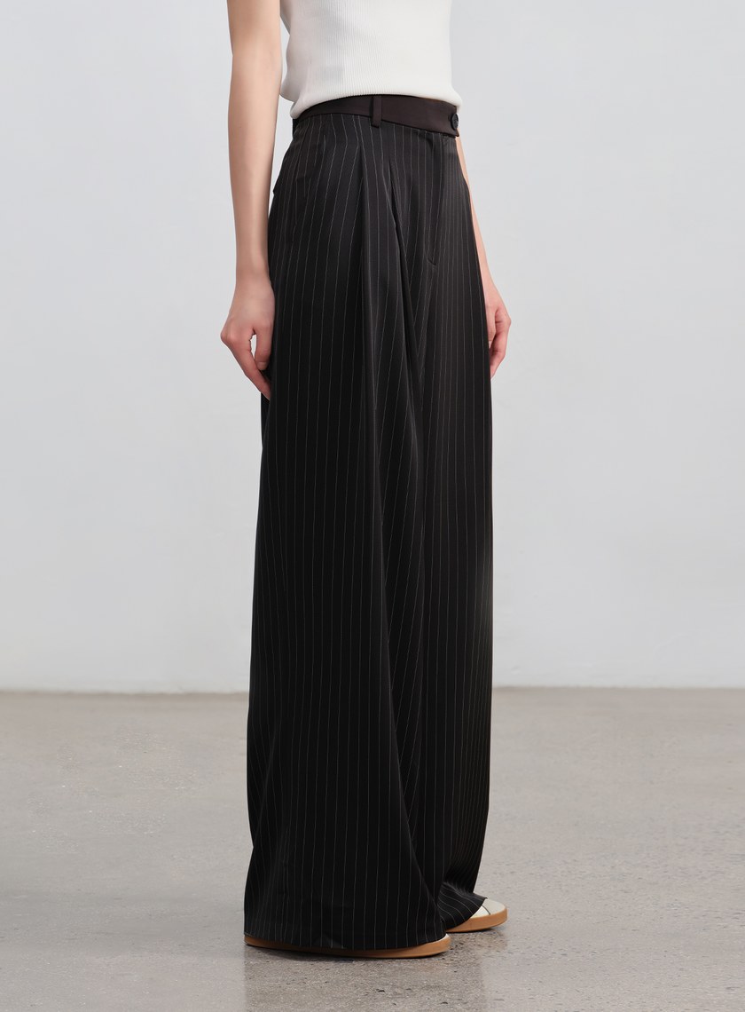 條紋修身西裝褲