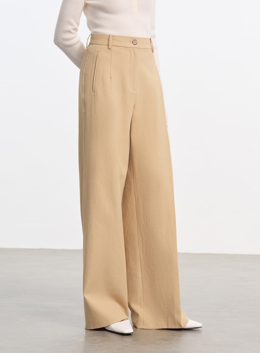 輕盈中空紗直筒褲