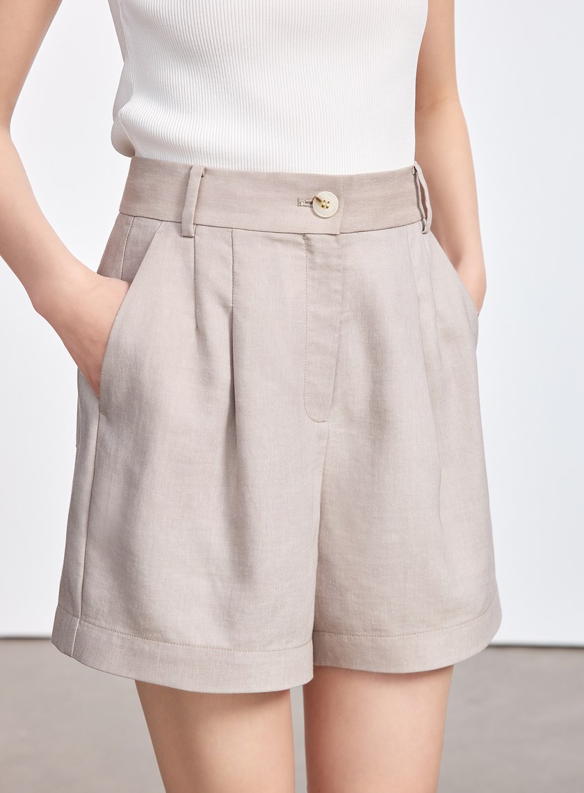 雲感俐落西裝短褲