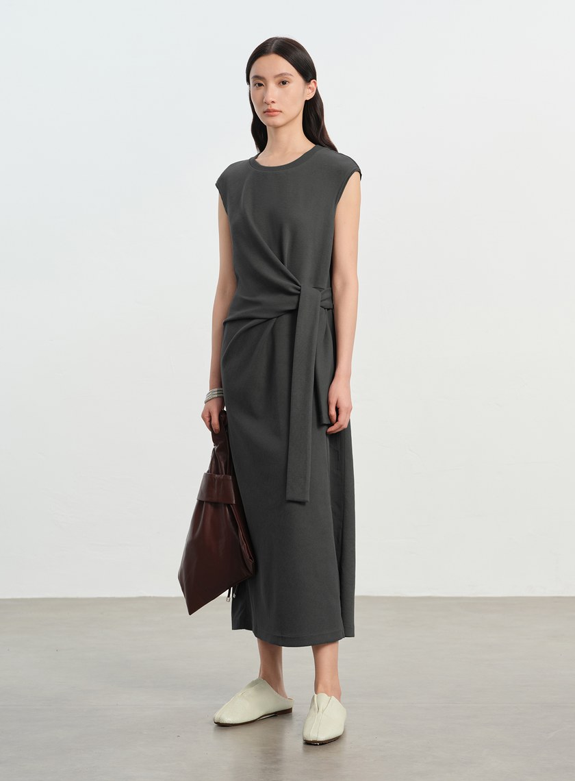 垂墜感綁帶連身裙