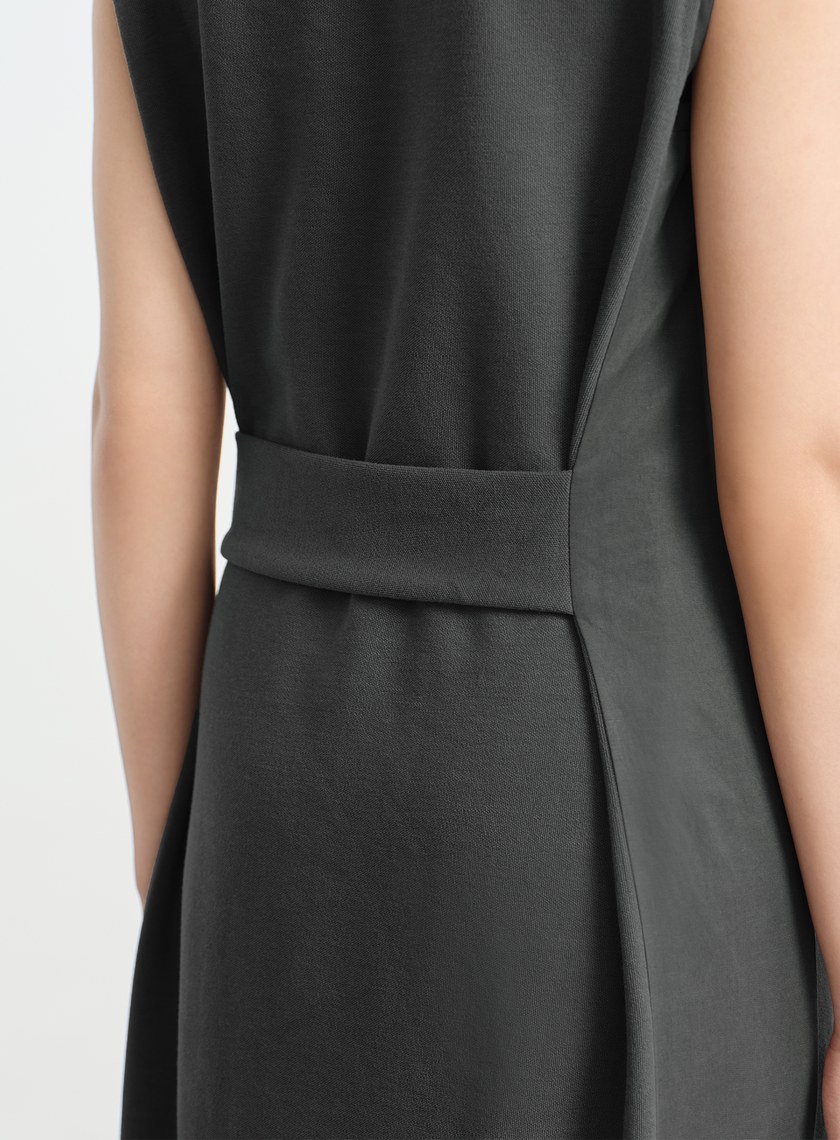 垂墜感綁帶連身裙