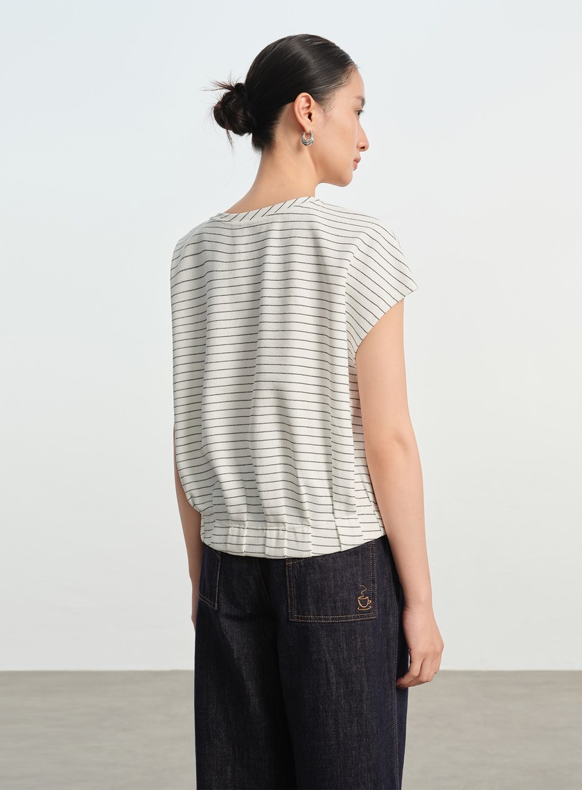 垂墜感落肩口袋上衣