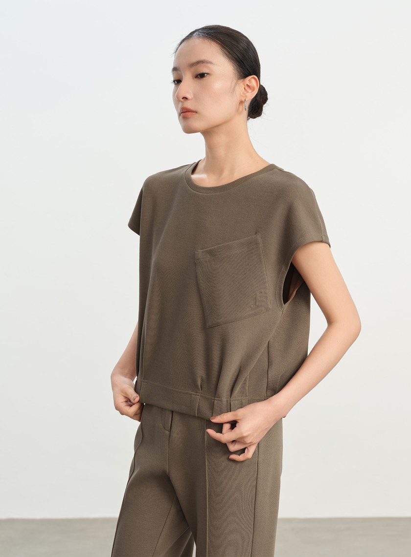 垂墜感落肩口袋上衣