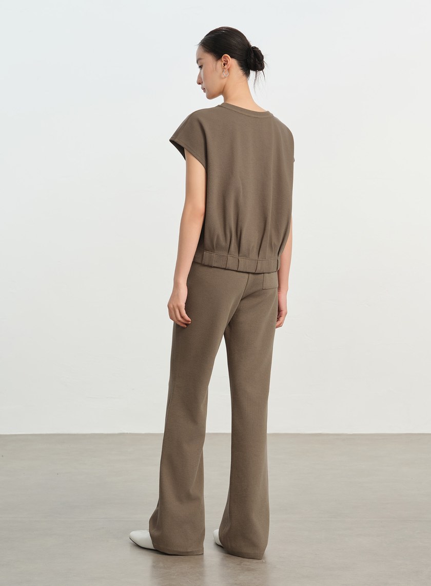 垂墜感落肩口袋上衣