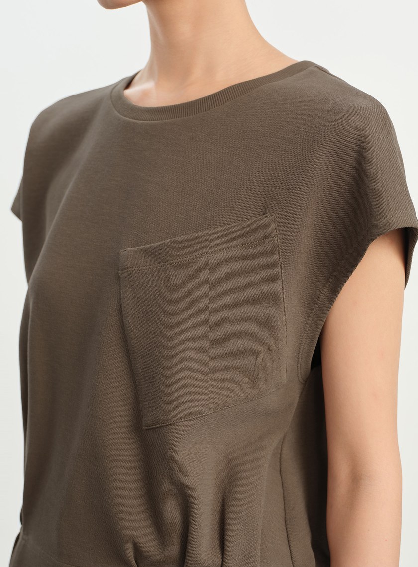 垂墜感落肩口袋上衣