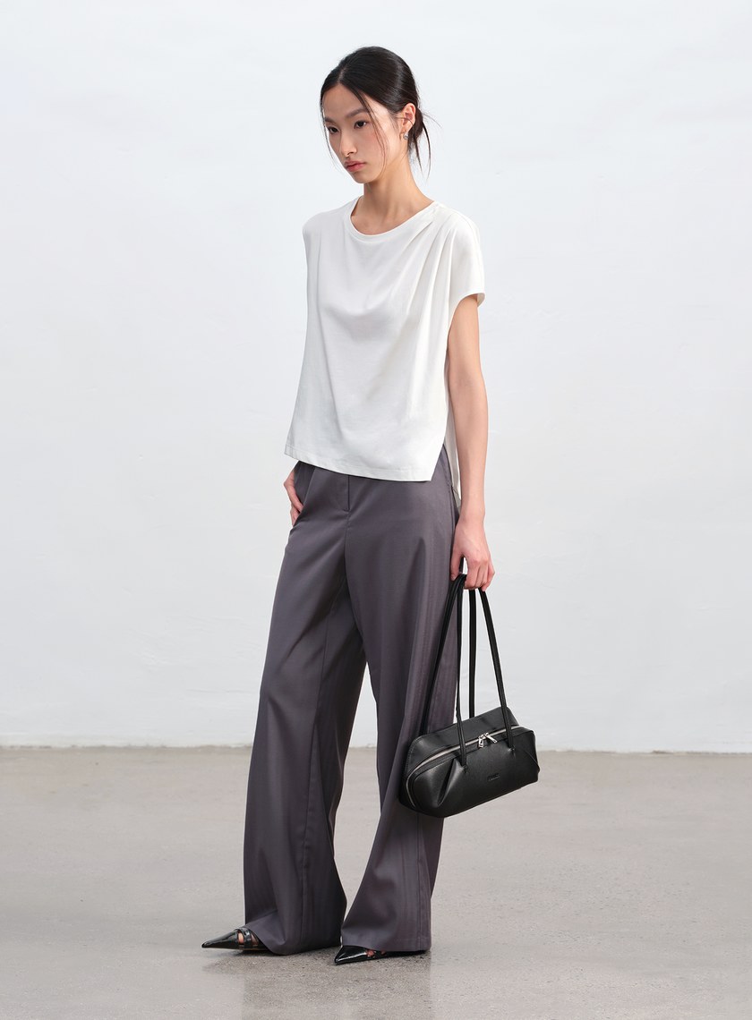 不對稱剪裁造型T-Shirt