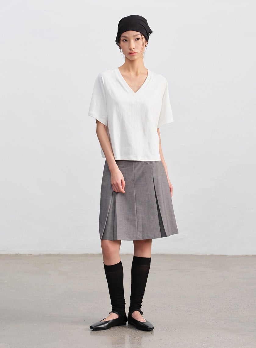 涼感V領寬版上衣