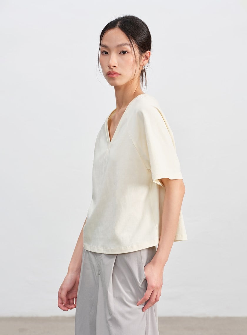 涼感V領寬版上衣