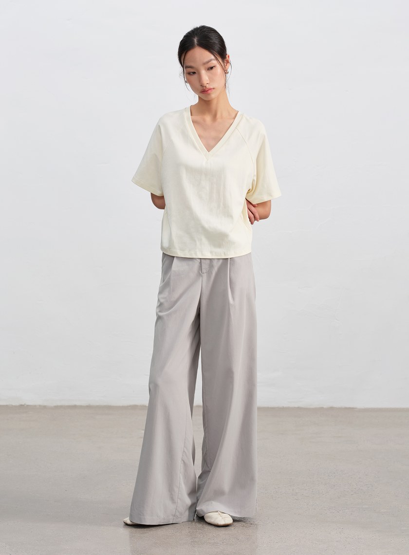 涼感V領寬版上衣