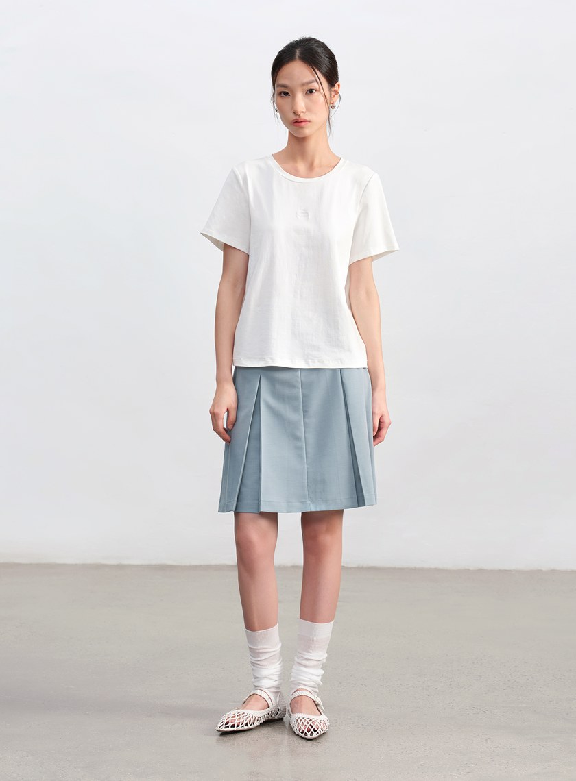 涼感圓領寬版上衣