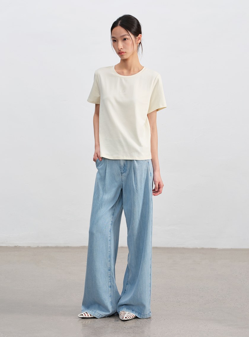 涼感圓領寬版上衣