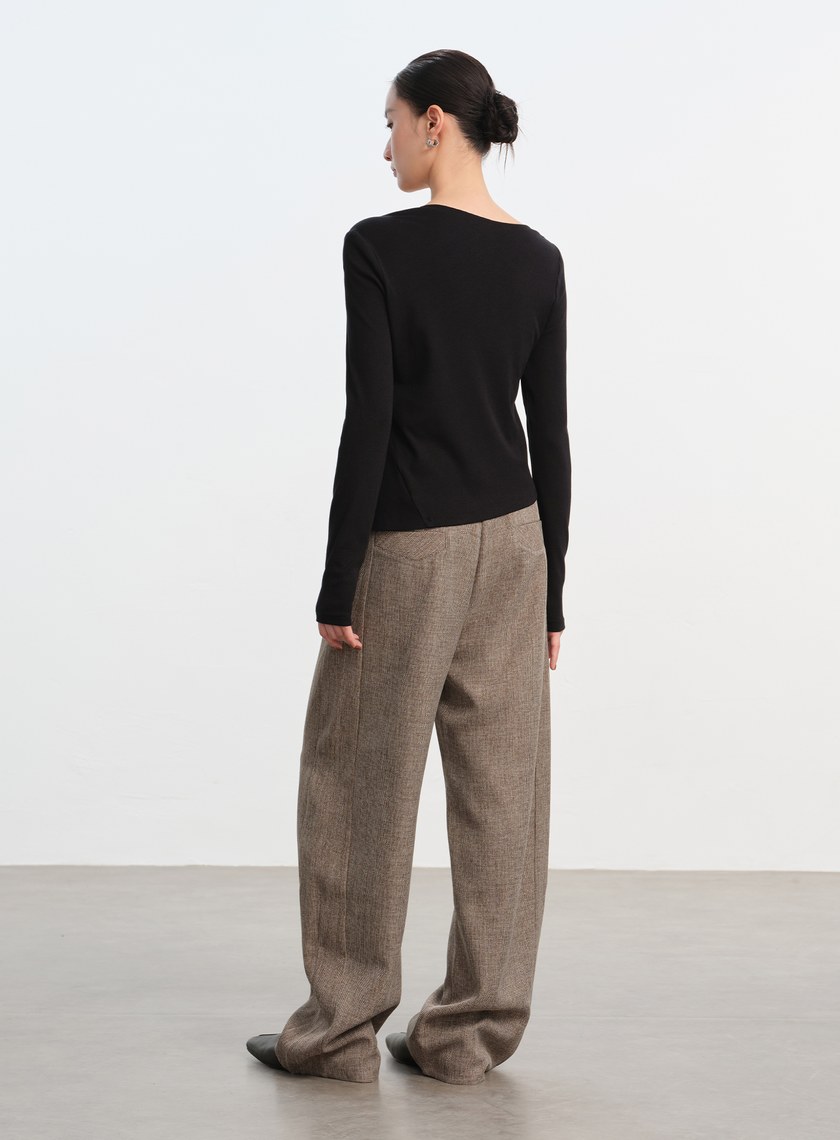 不對稱斜領修身上衣