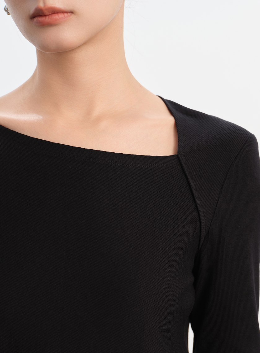 不對稱斜領修身上衣