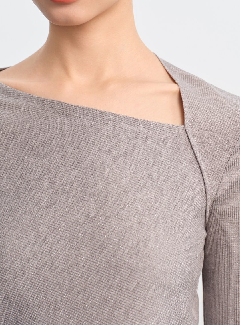 不對稱斜領修身上衣