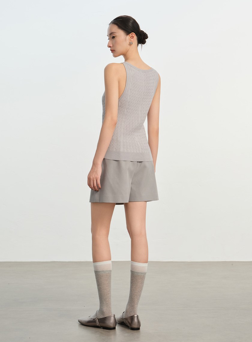 立體花紋圓領背心