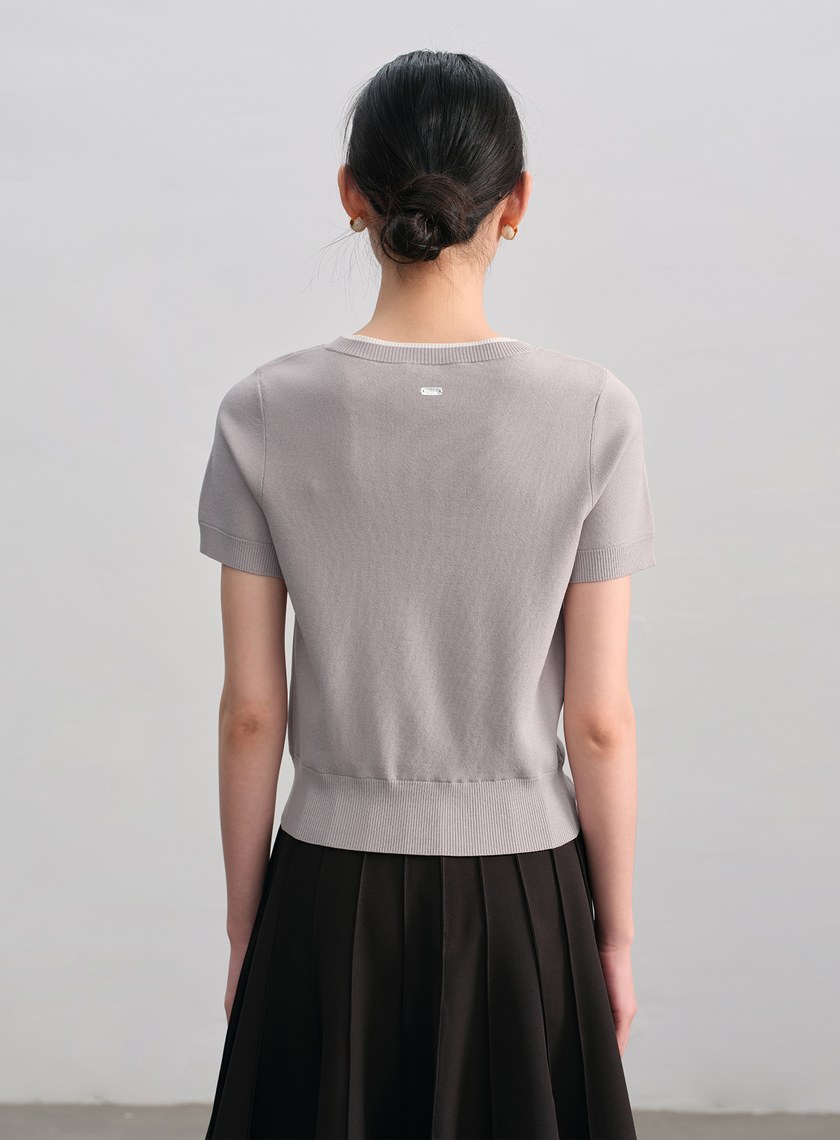 簡約扭結針織衫