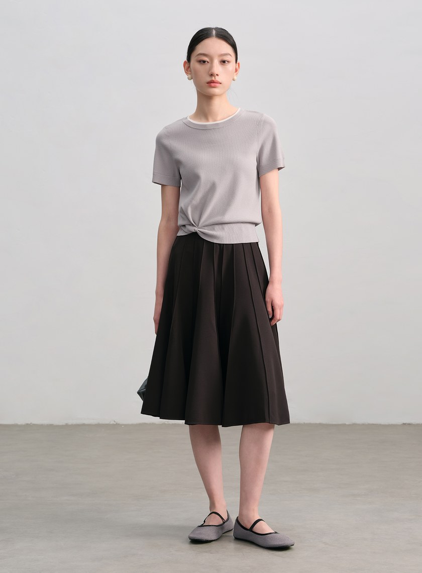 簡約扭結針織衫