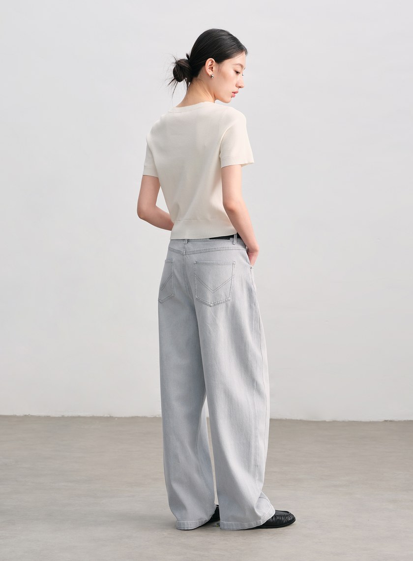 簡約扭結針織衫