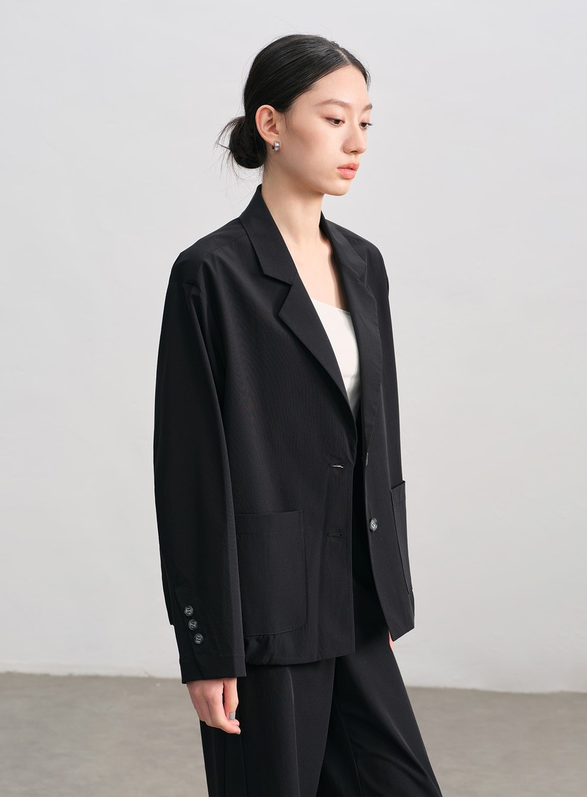 輕盈抗皺西裝式夾克