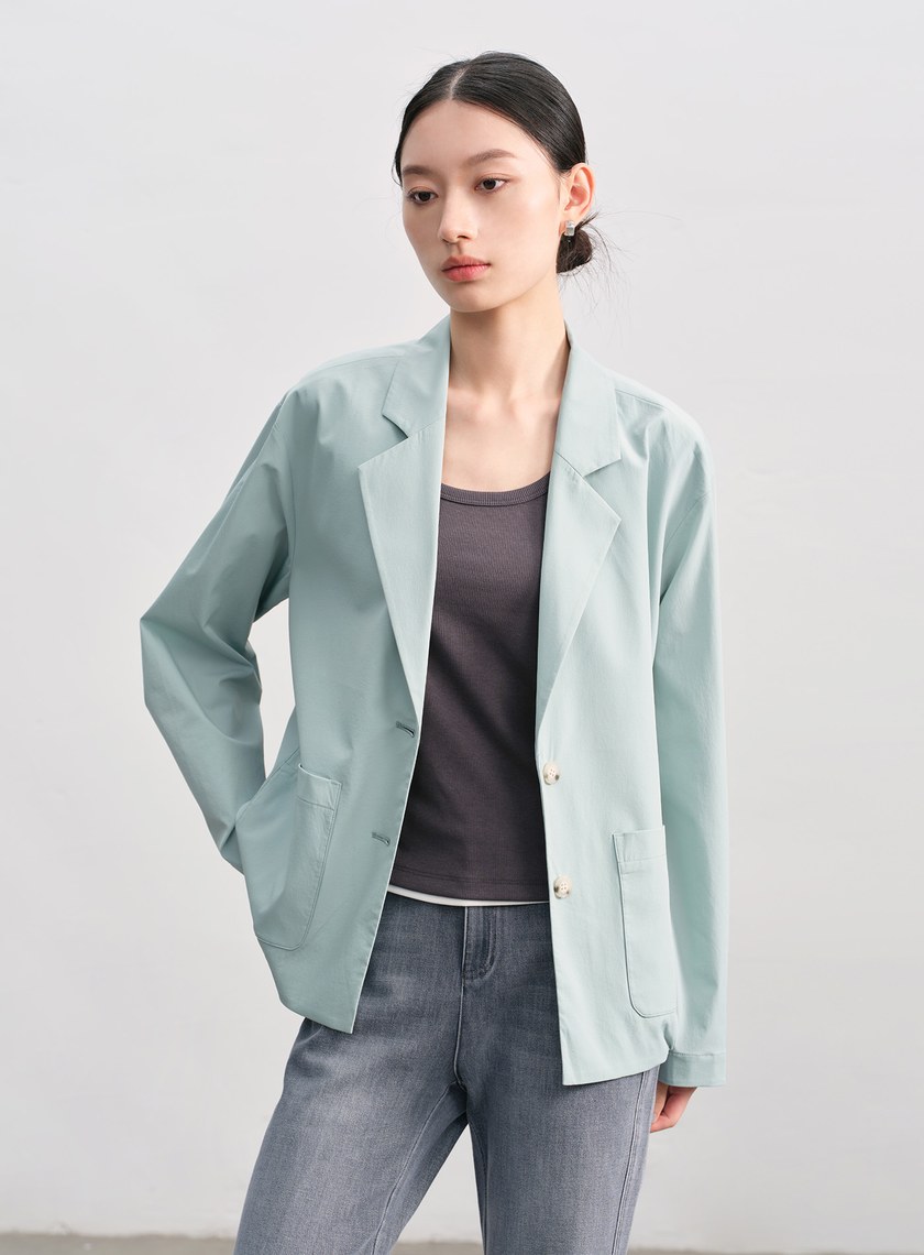 輕盈抗皺西裝式夾克