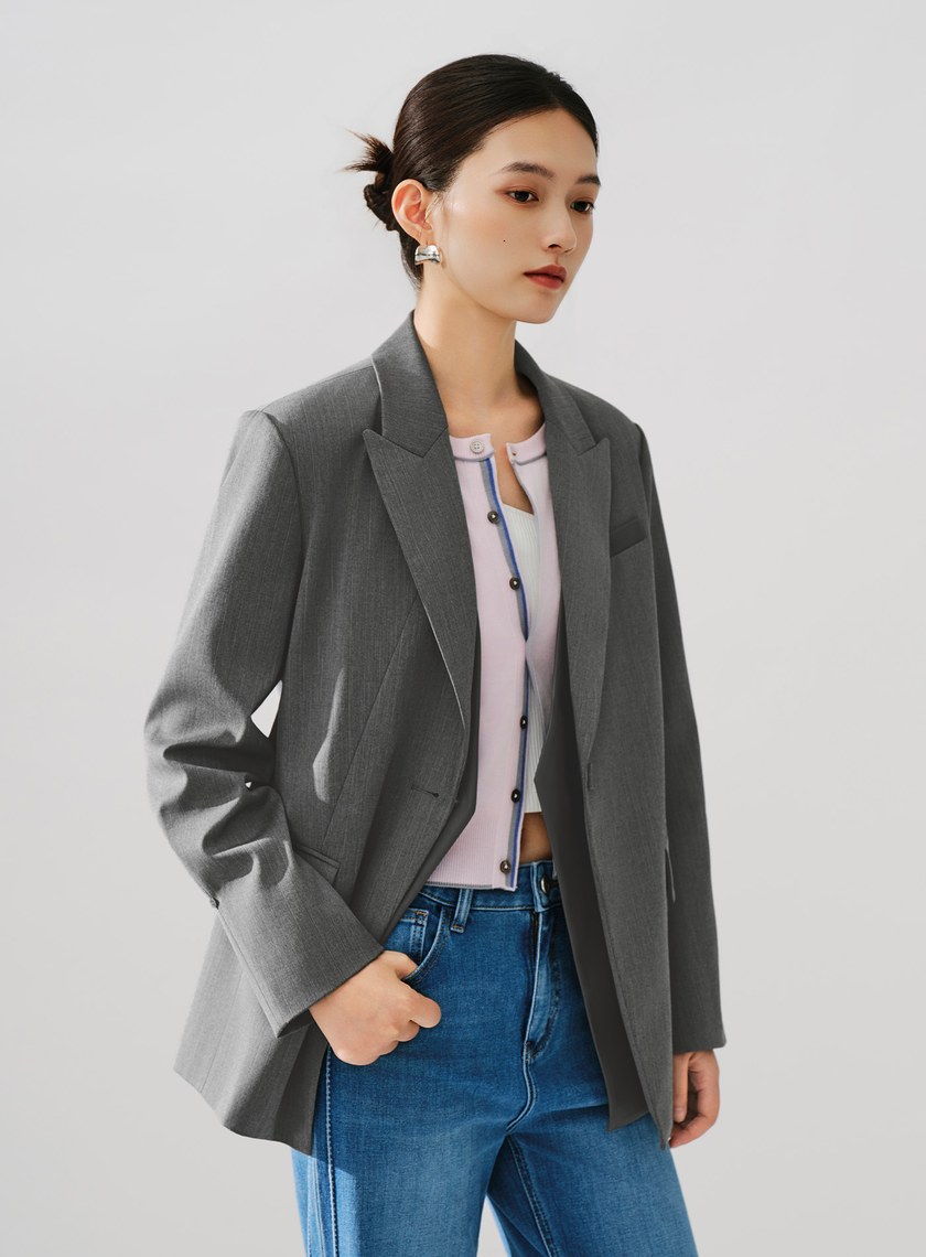 俐落假兩件拼接西裝外套