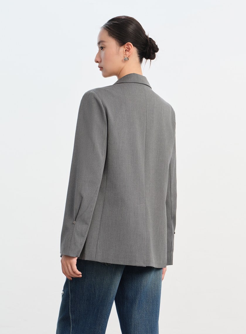 俐落假兩件拼接西裝外套