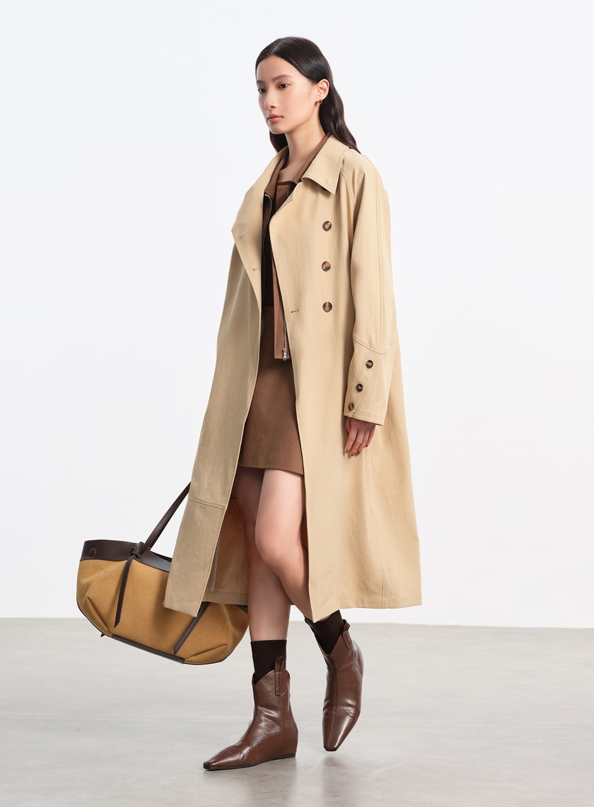 輕盈中空紗繭型風衣