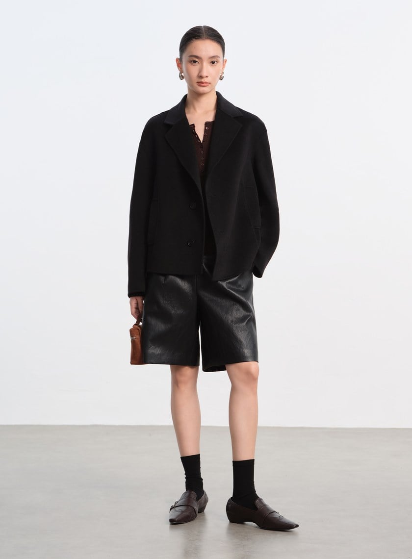 不對稱羊毛短大衣