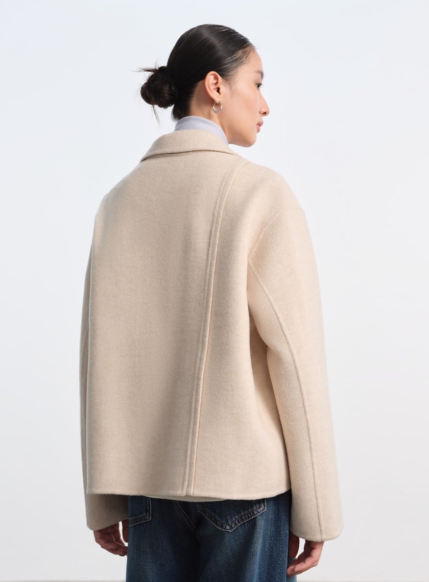 不對稱羊毛短大衣