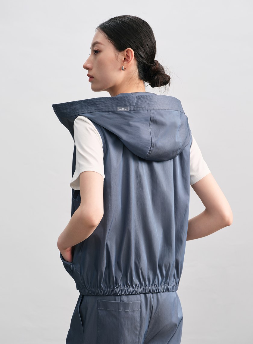 休閒感雙色連帽背心