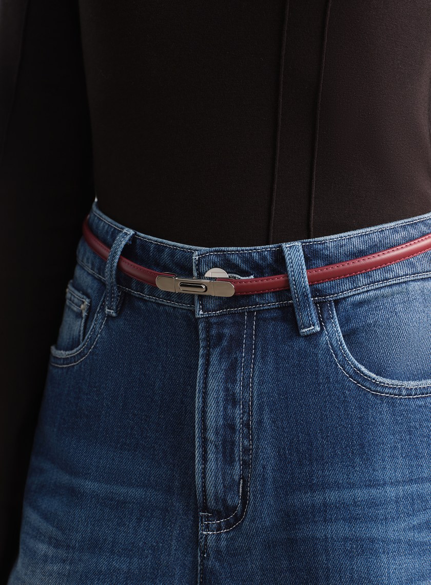 簡約方形金屬頭皮帶