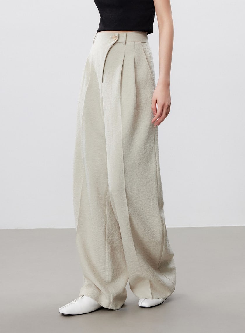 鬆弛感斜門襟垂順闊腿褲