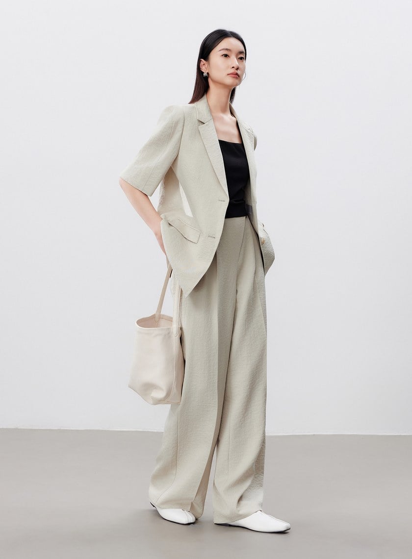 鬆弛感斜門襟垂順闊腿褲