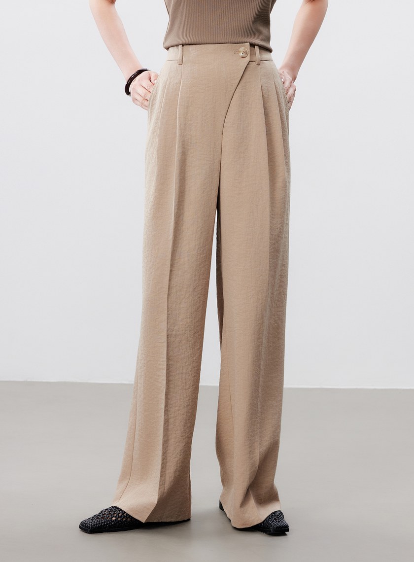 鬆弛感斜門襟垂順闊腿褲