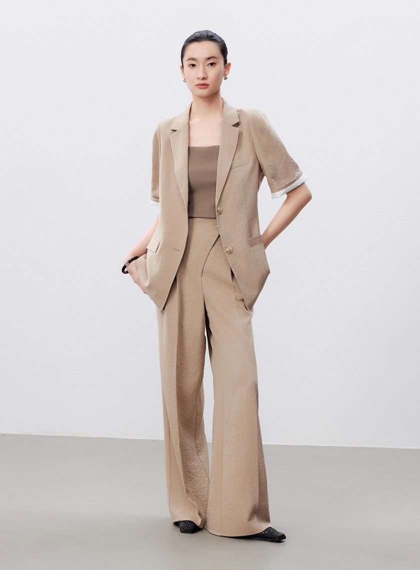 鬆弛感斜門襟垂順闊腿褲