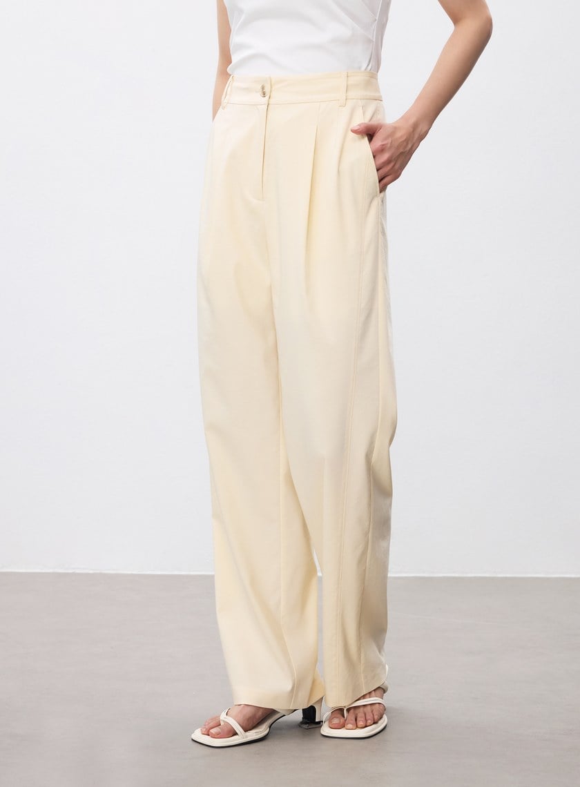 俐落修身直筒西裝褲