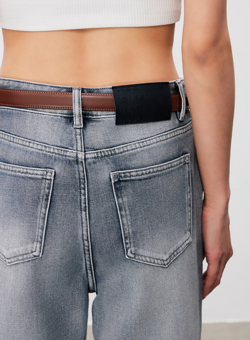 經典刷色直筒牛仔褲