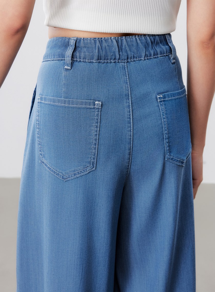 輕柔雲感環保牛仔寬褲