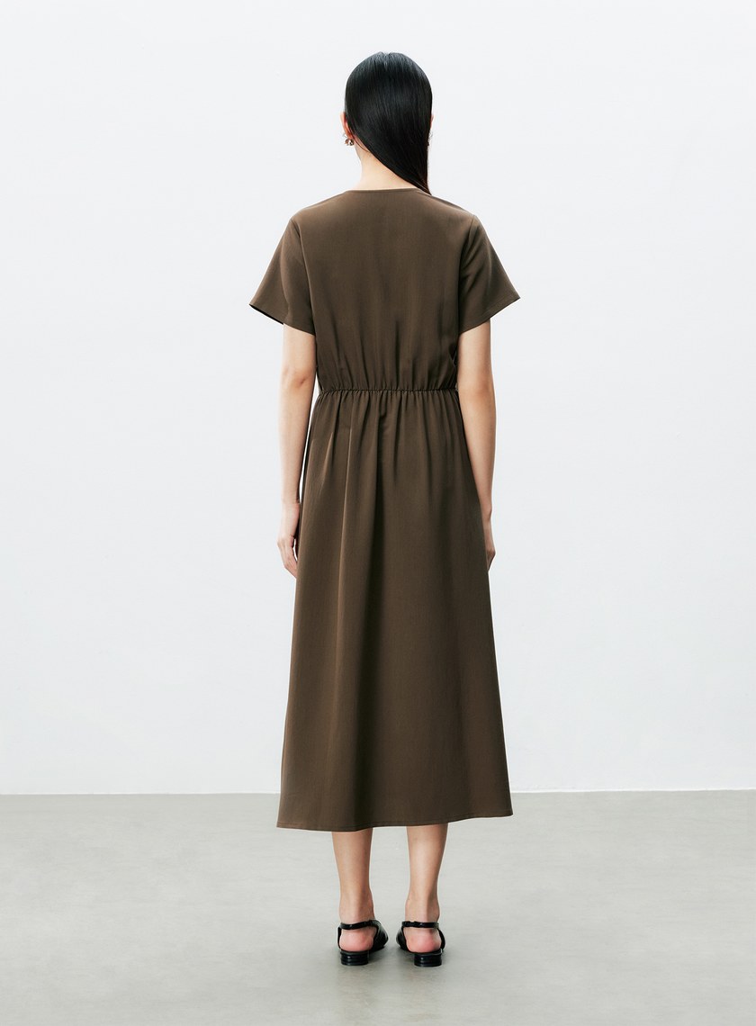 不對稱扭結收腰洋裝