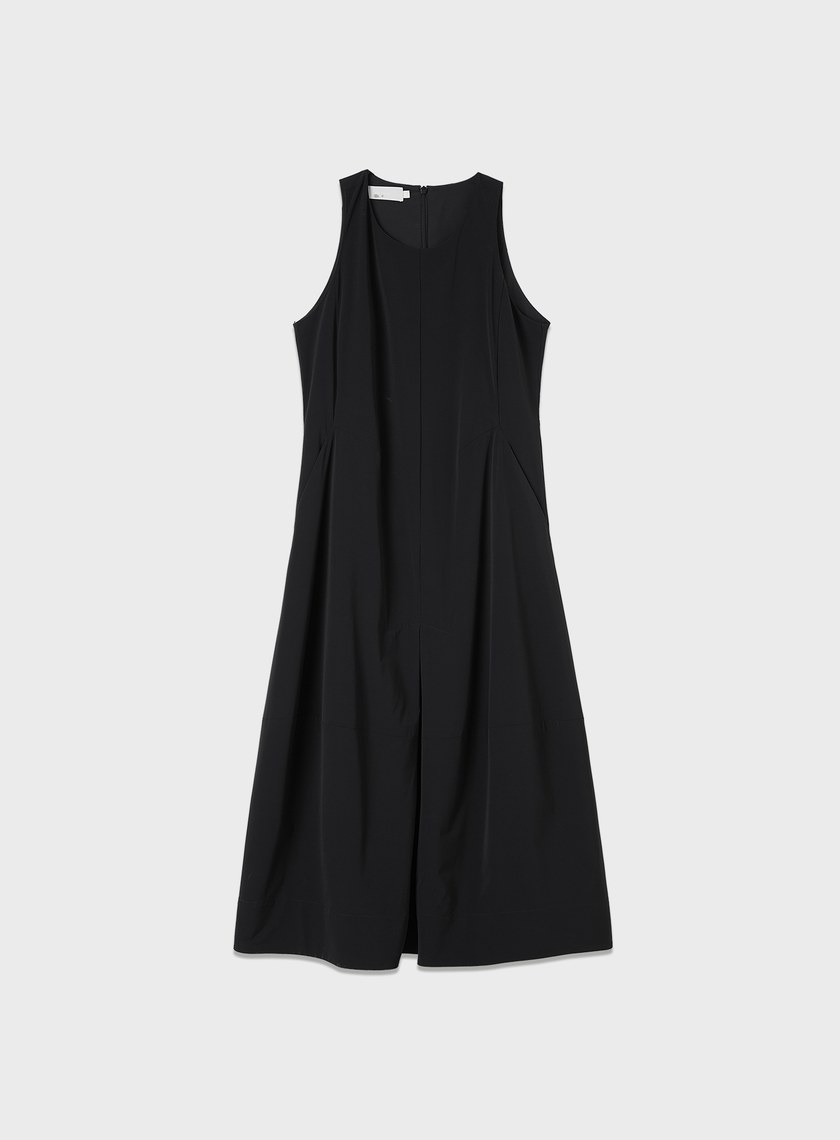 輕盈修身無袖洋裝