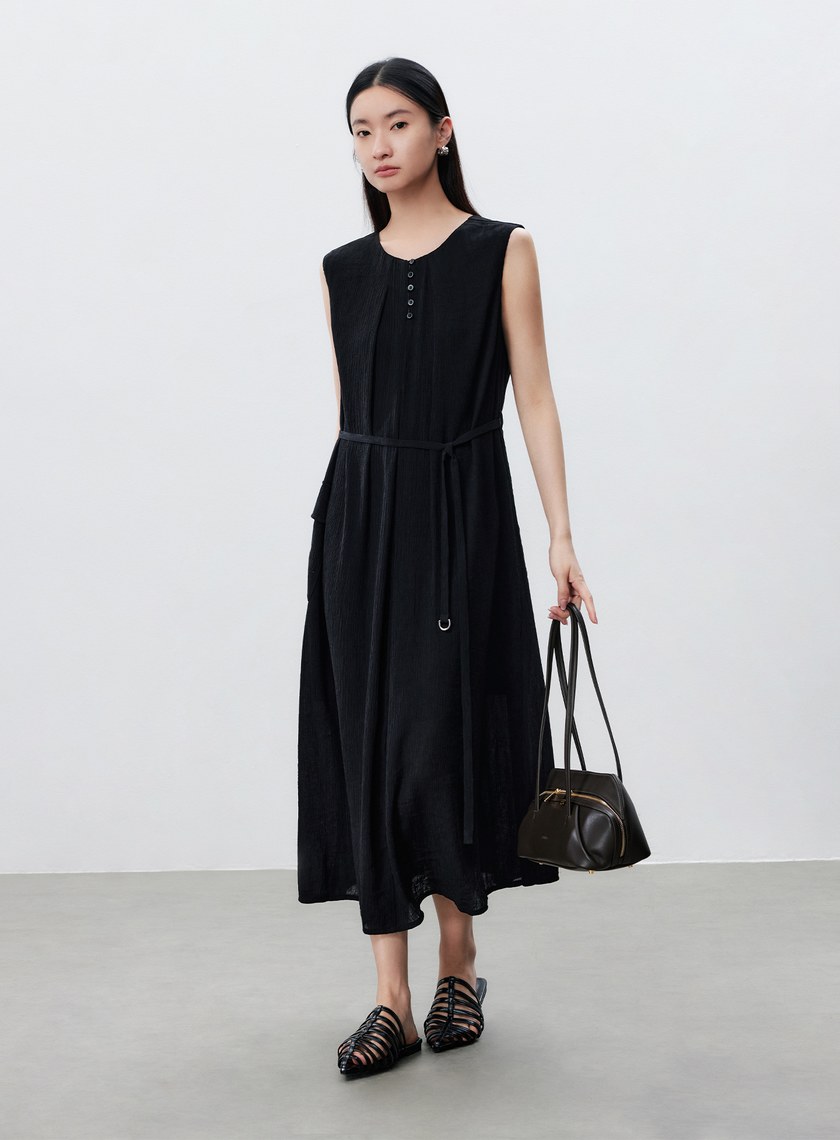 輕盈褶皺綁帶洋裝